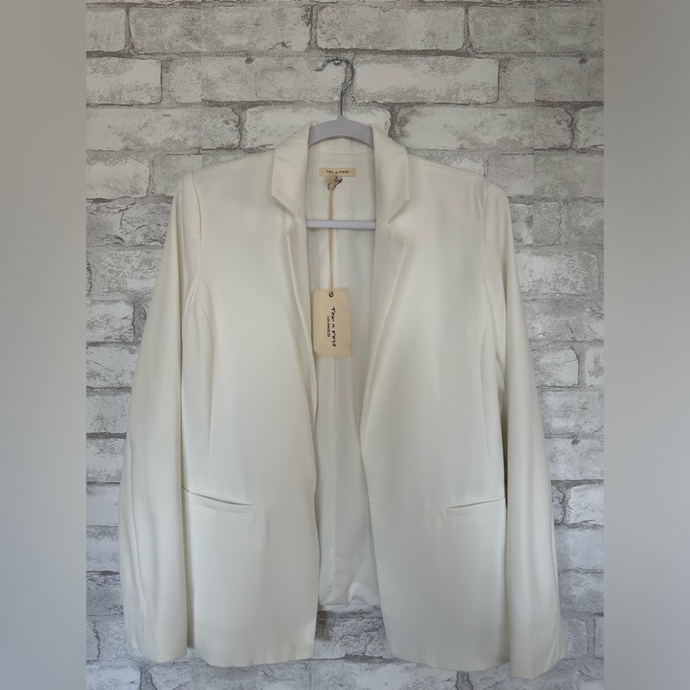 Tea n Rose White Blazer